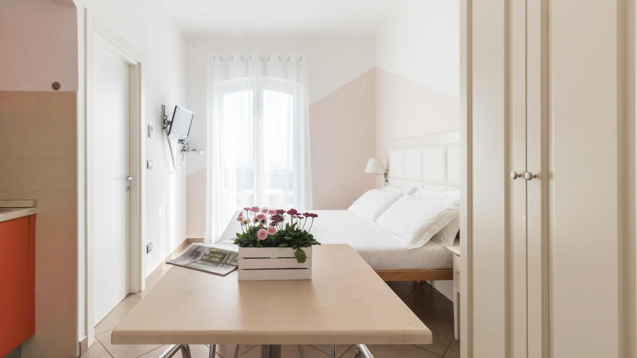 Residence Il Poggio Marina d'Andora Eksteriør billede